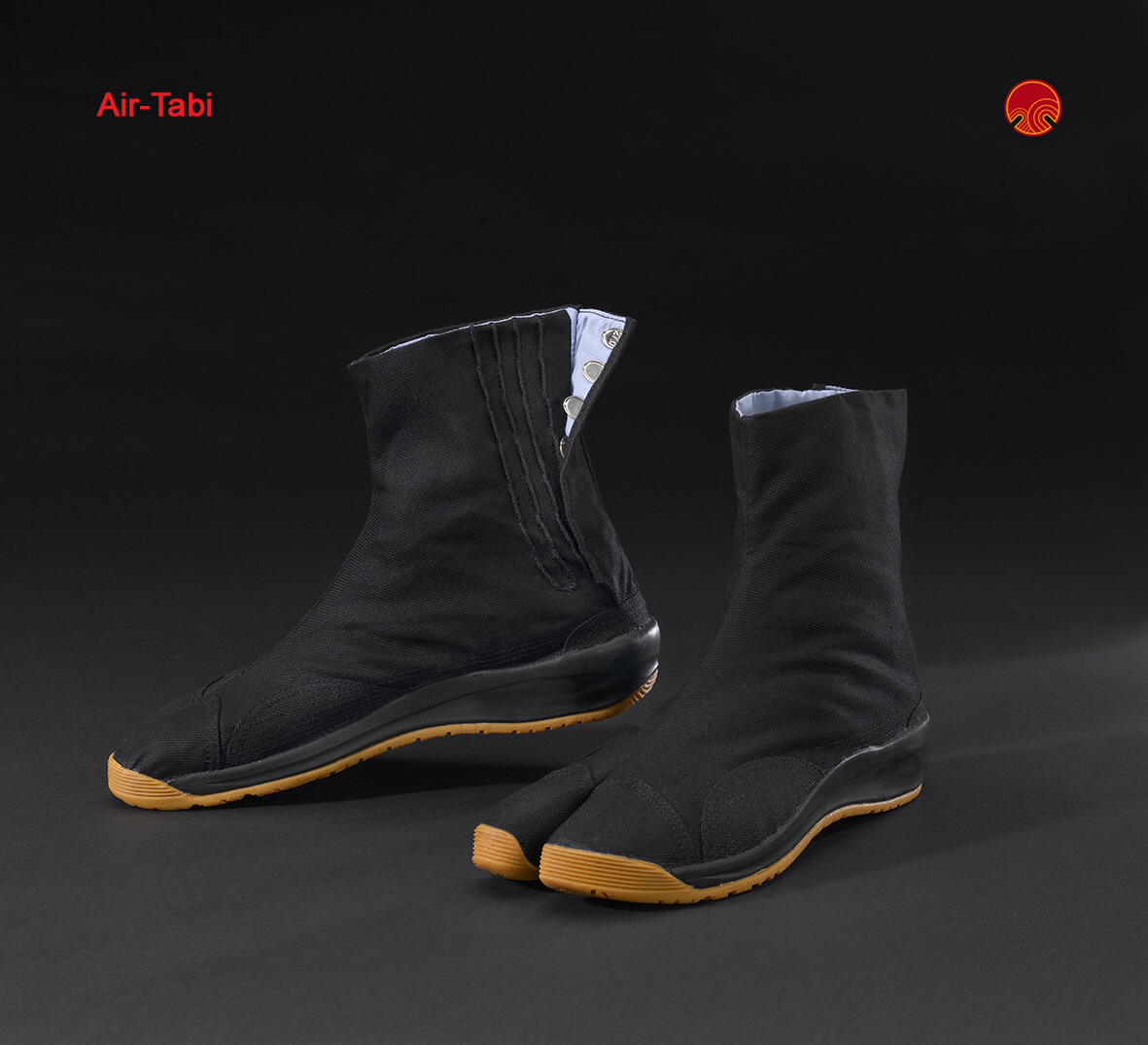 Japanese Matsuri Air Tabi-Shoes in black (57€)