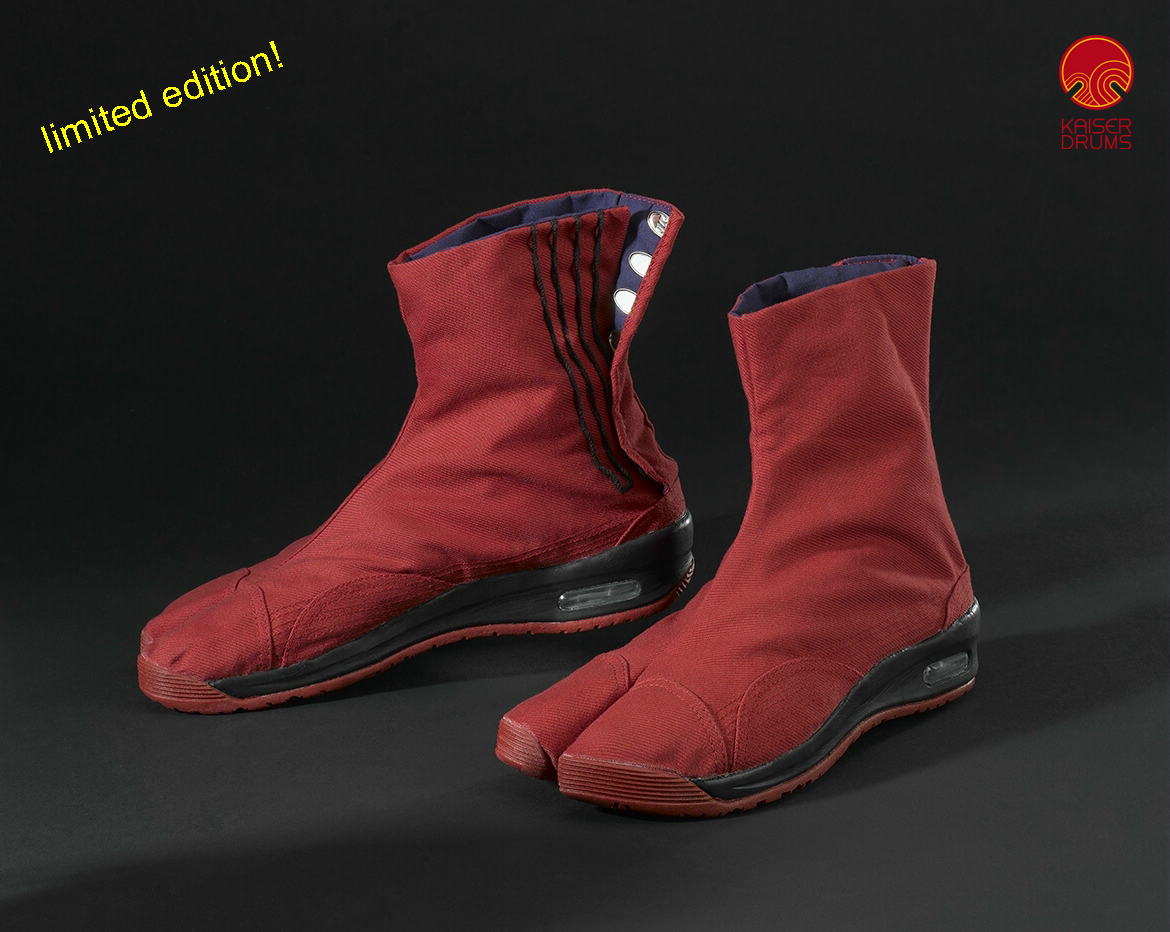 Japanische Air-Tabi shoes in RED - limited Edition! 