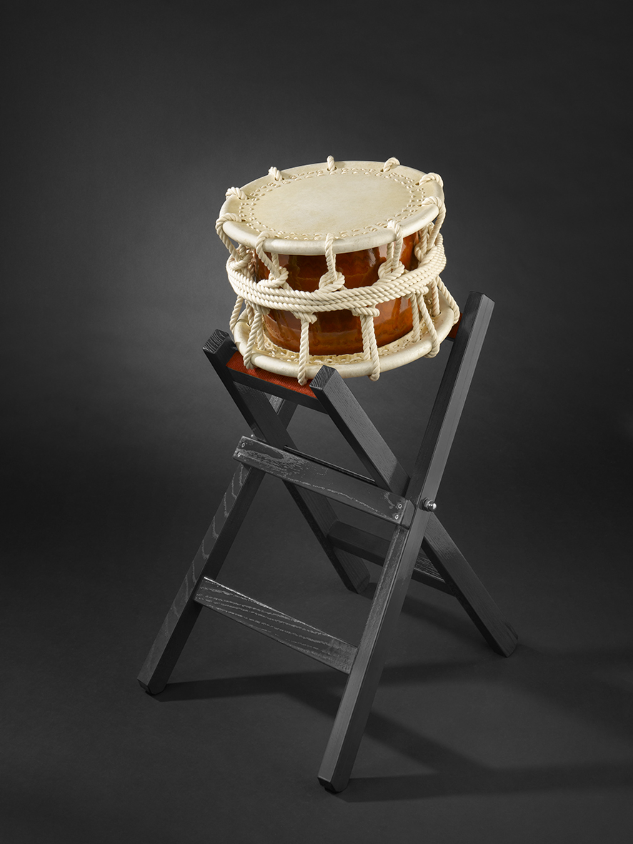 6Shime-Daiko Rope (599) with X-woodenstand (180)